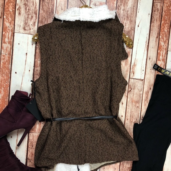 Last 1!! Large Essential Fall Brown Vest - Picture 4 of 6